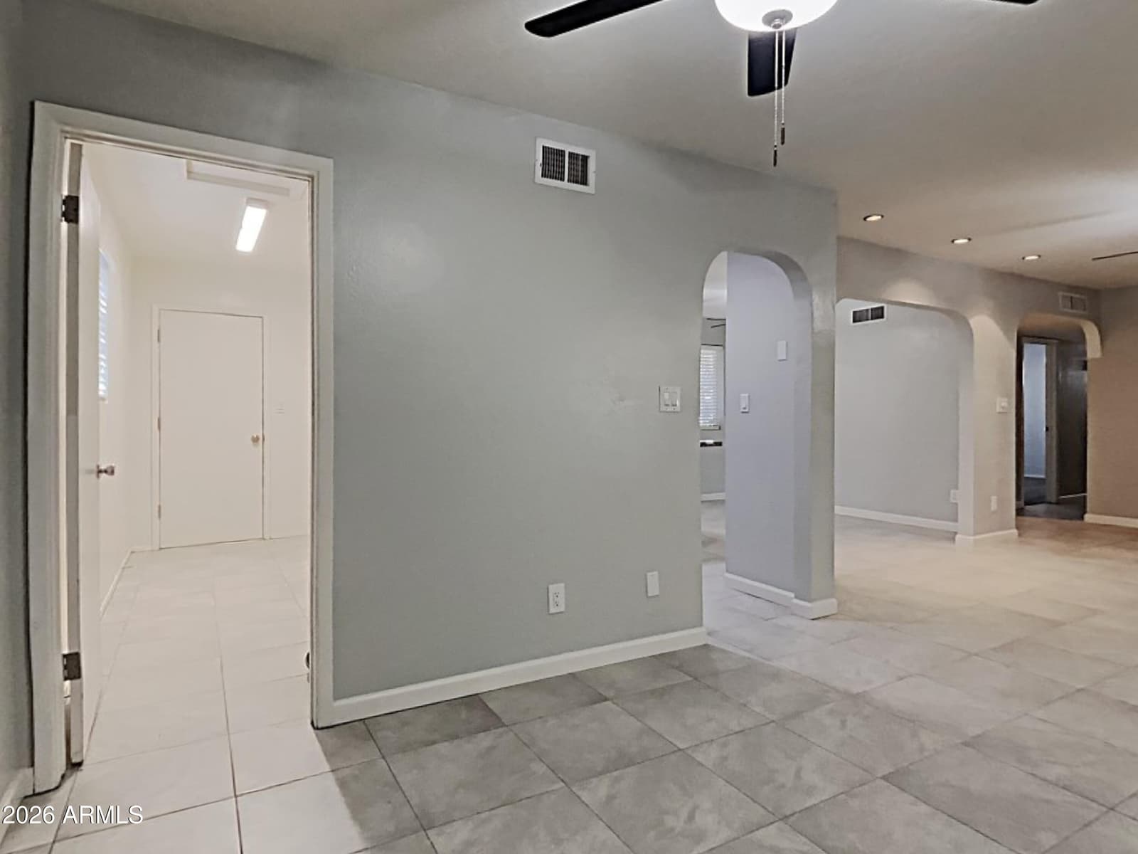 1001 W VILLA RITA Drive, Phoenix, AZ 85023 — photo 6 of 26