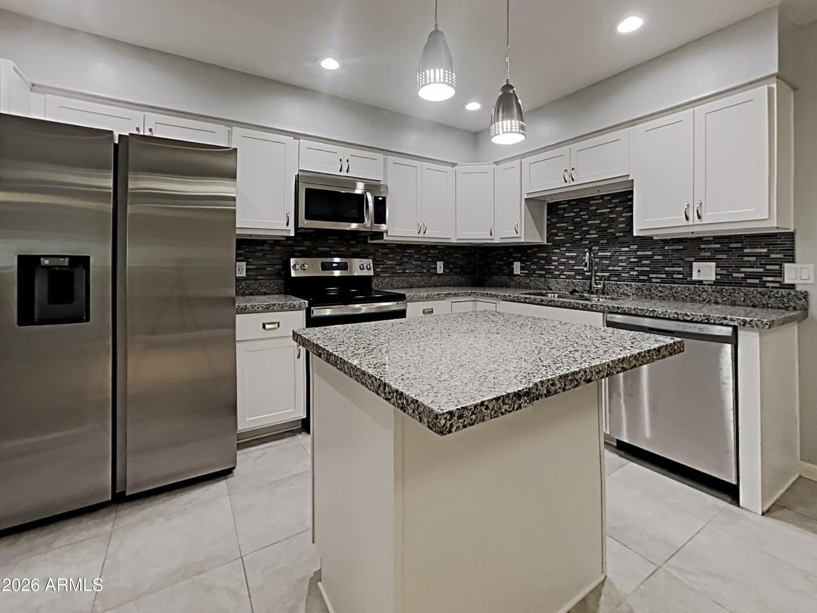 1001 W VILLA RITA Drive, Phoenix, AZ 85023 — photo 7 of 26
