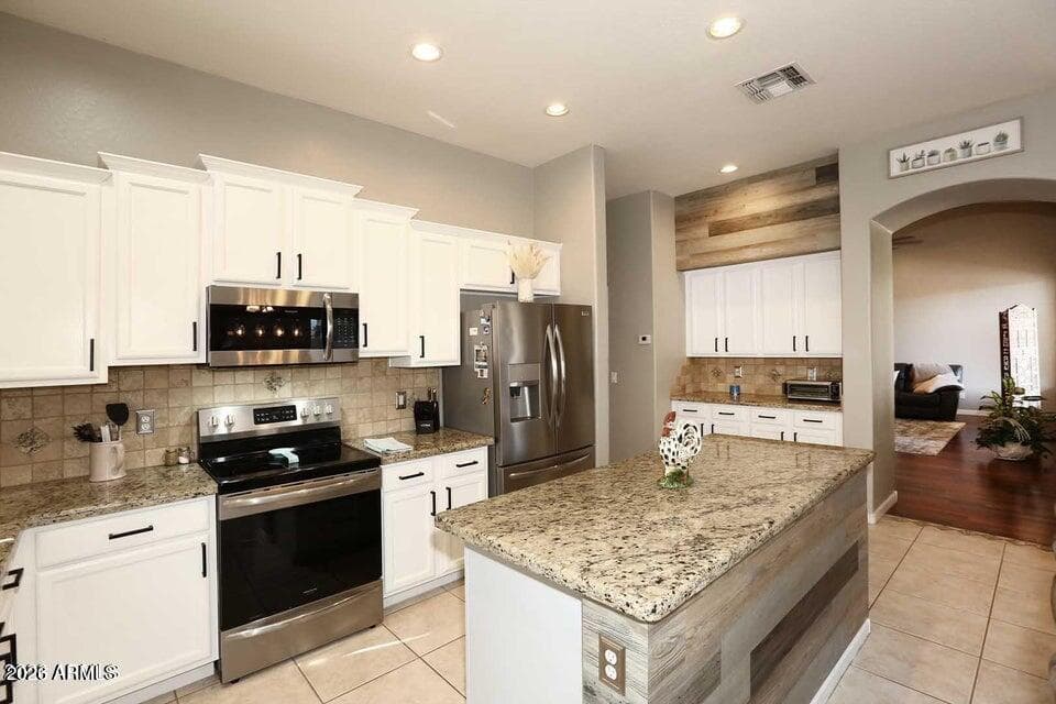 25203 N 42ND Avenue N, Phoenix, AZ 85083 — photo 9 of 37
