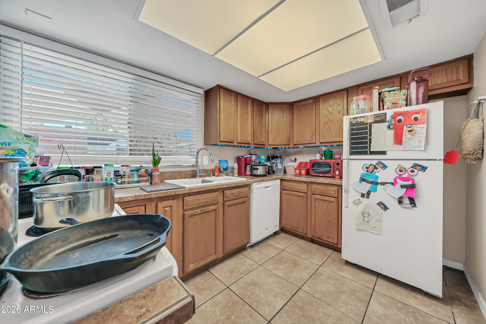 5703 N 43RD Drive, Glendale, AZ 85301 — photo 11 of 36
