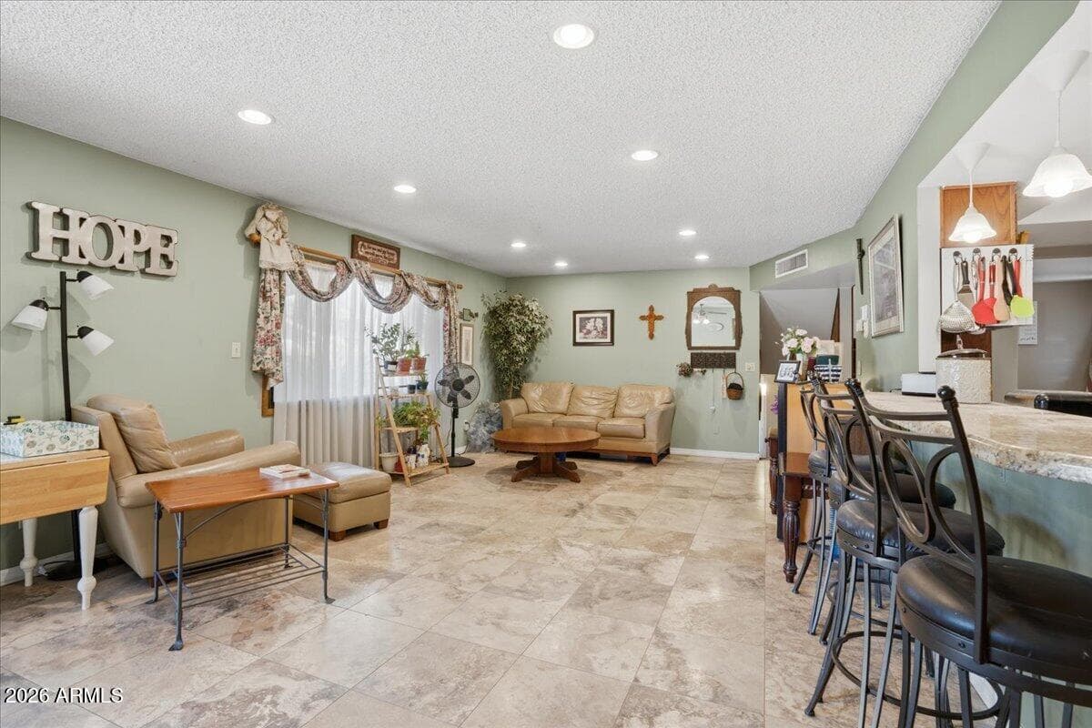 3922 S POPLAR Street, Tempe, AZ 85282 — photo 8 of 41