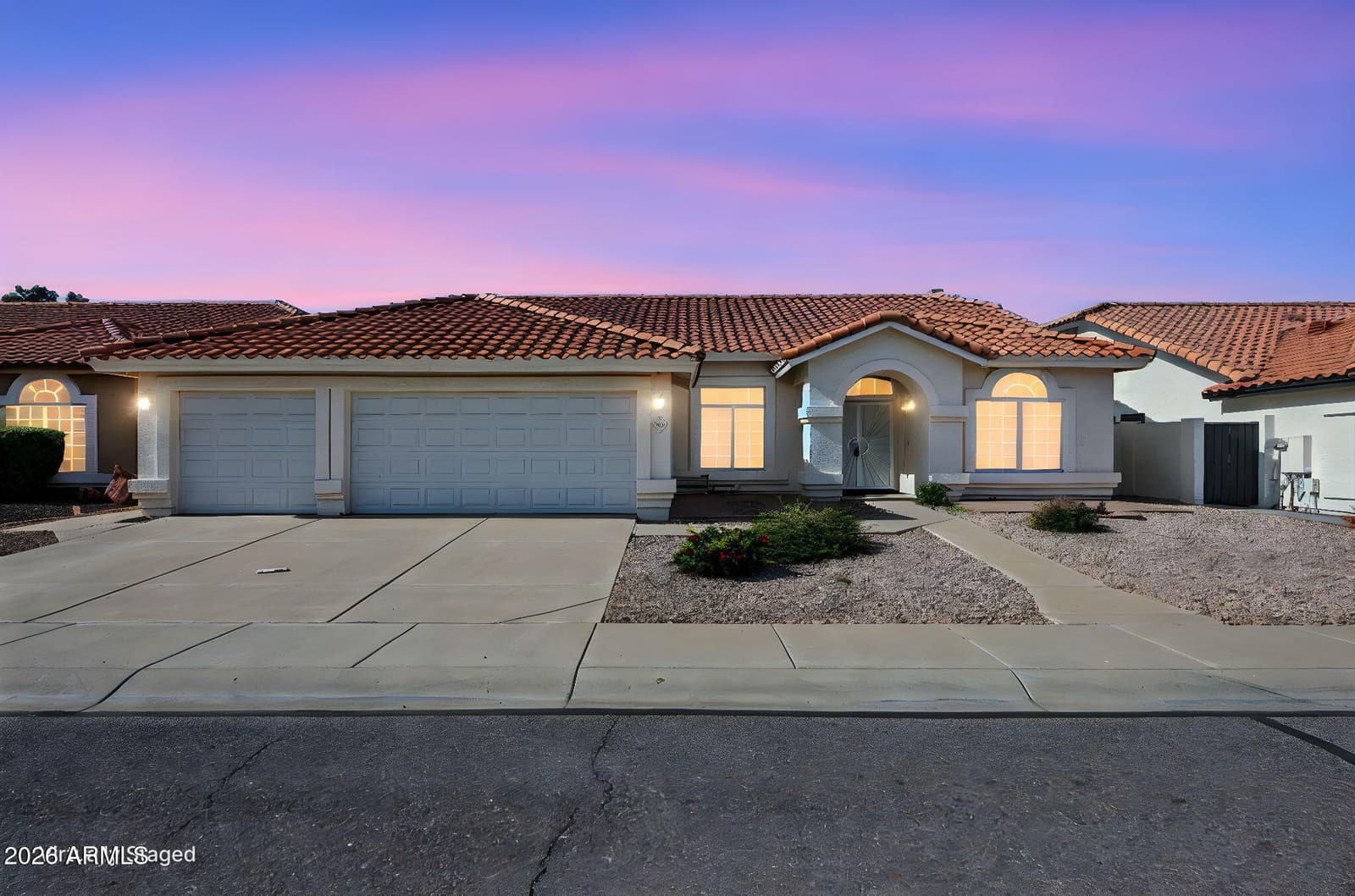 1470 S VILLAS Court, Chandler, AZ 85286 — photo 3 of 77