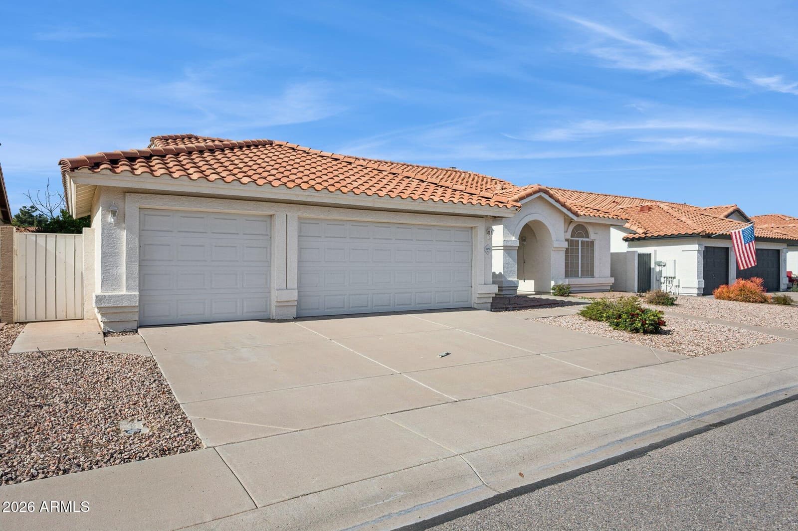 1470 S VILLAS Court, Chandler, AZ 85286 — photo 5 of 77
