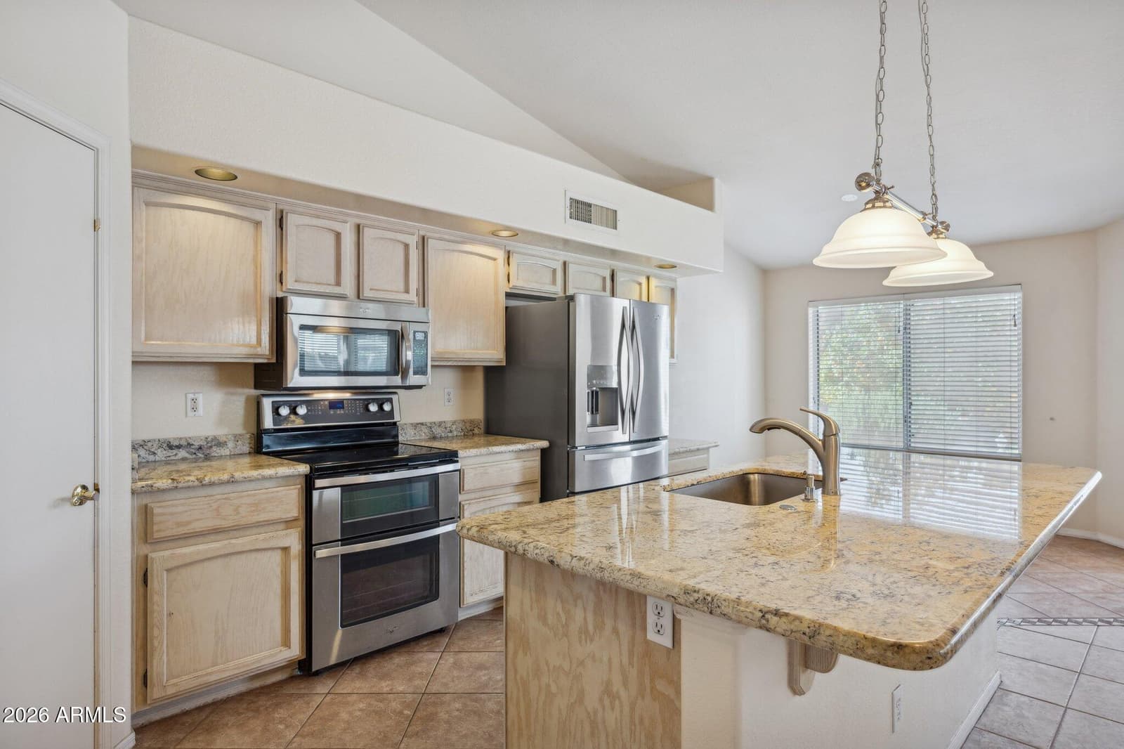 1470 S VILLAS Court, Chandler, AZ 85286 — photo 21 of 77