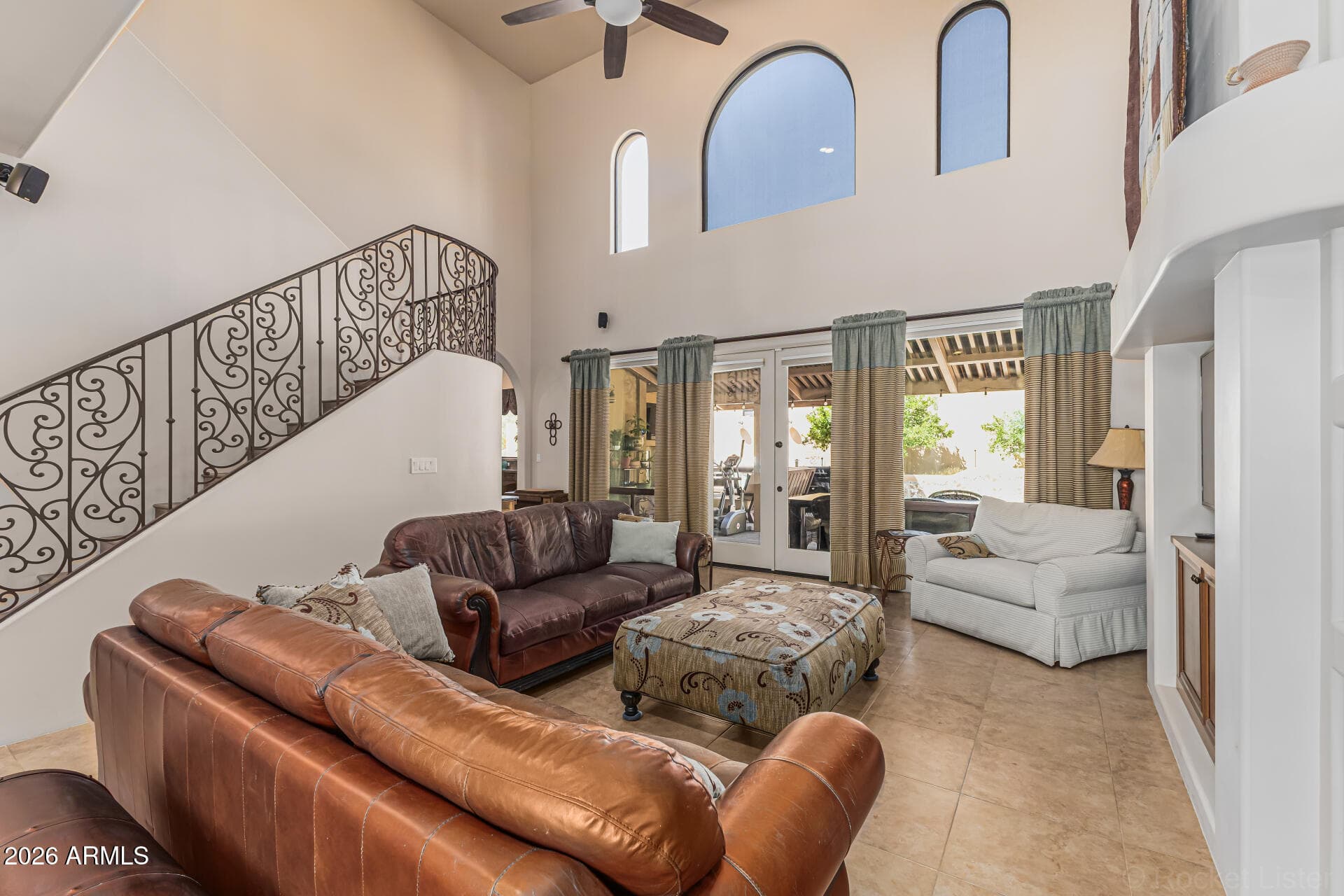 15835 N EAGLES NEST Drive, Fountain Hills, AZ 85268 — photo 5 of 63