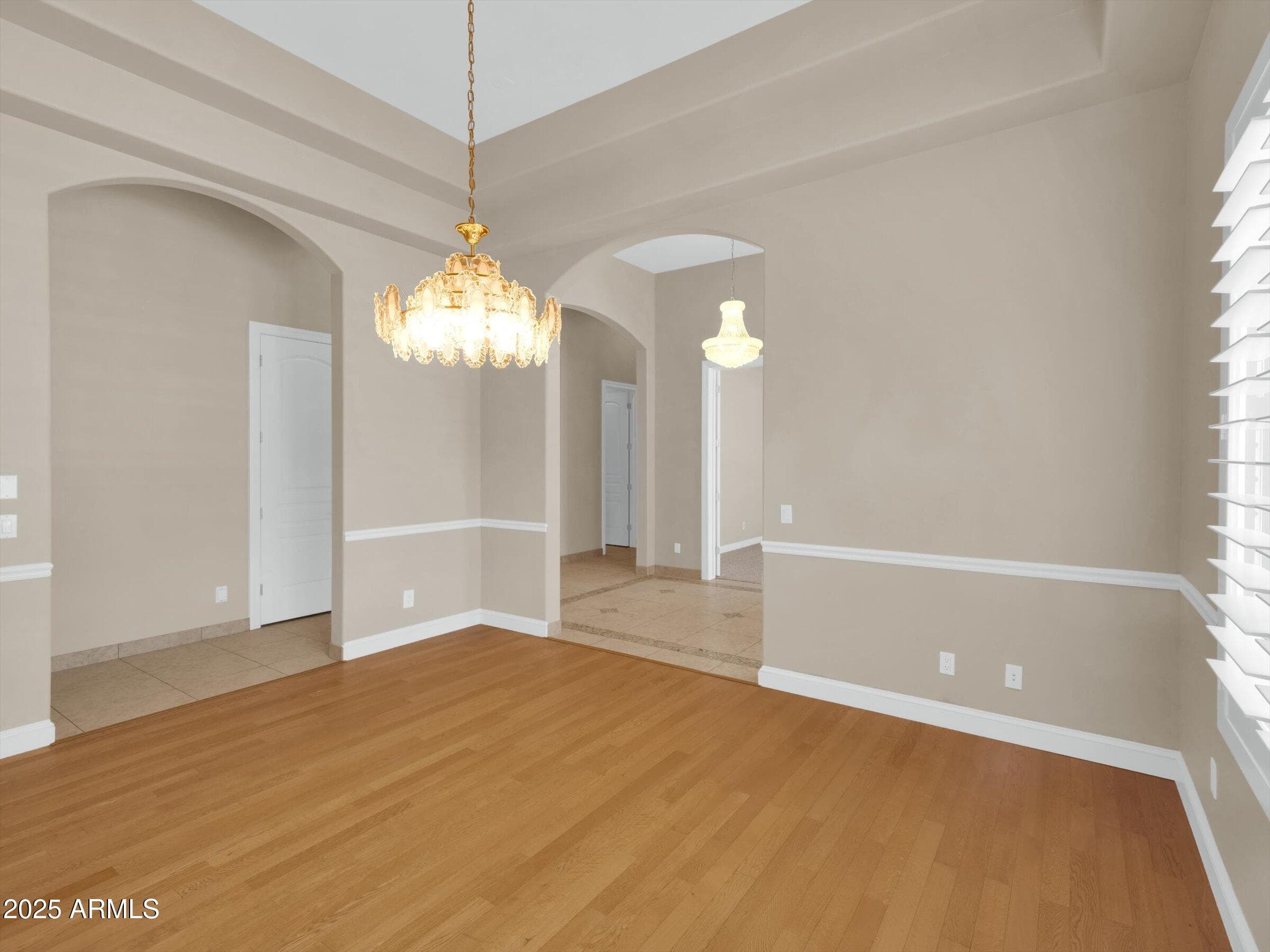 8031 W MORTEN Avenue, Glendale, AZ 85303 — photo 15 of 89
