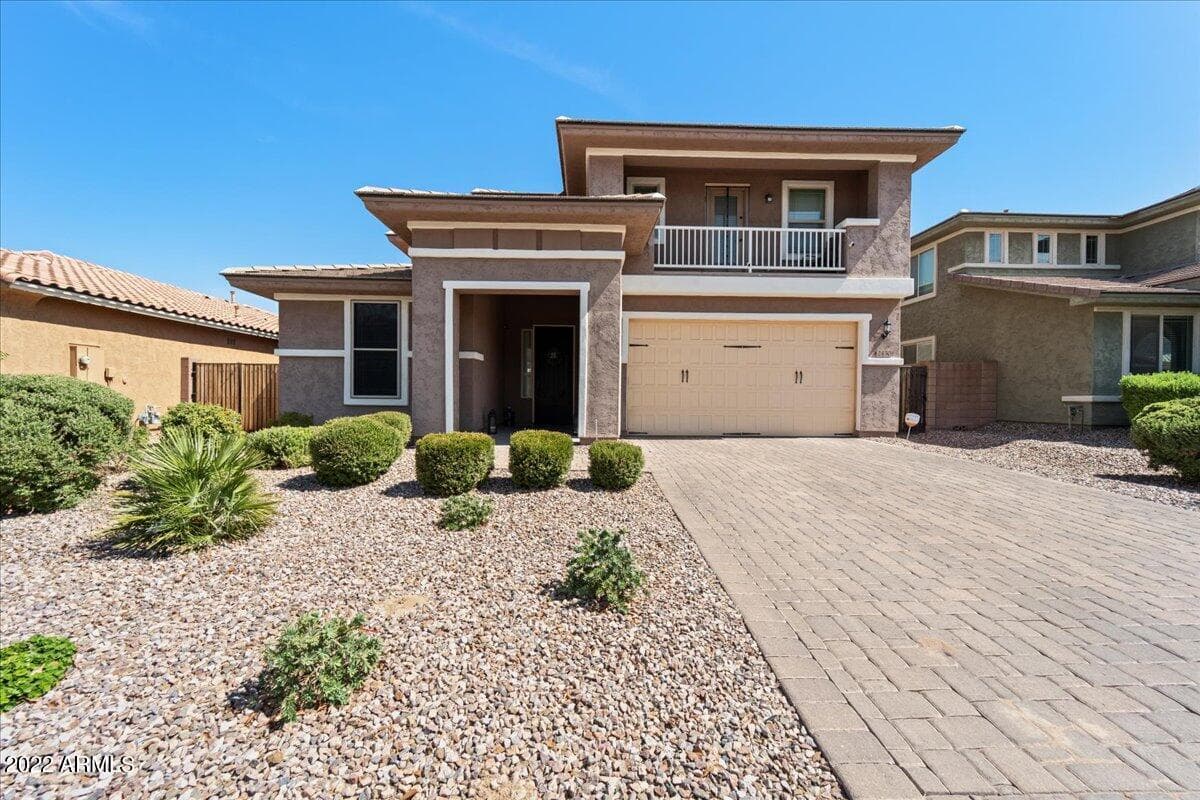 2430 E HAZELTINE Way, Gilbert, AZ 85298 — photo 1 of 72
