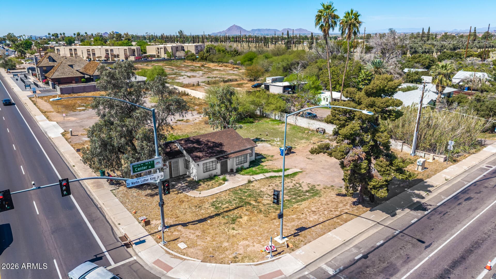 1106 N CENTER Street, Mesa, AZ 85201 — photo 14 of 42