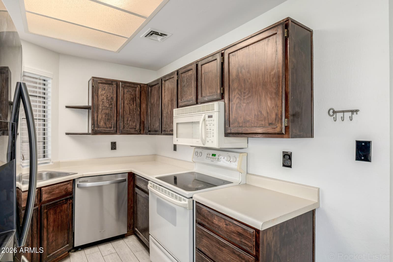 930 N MESA Drive 1055, Mesa, AZ 85201 — photo 14 of 22