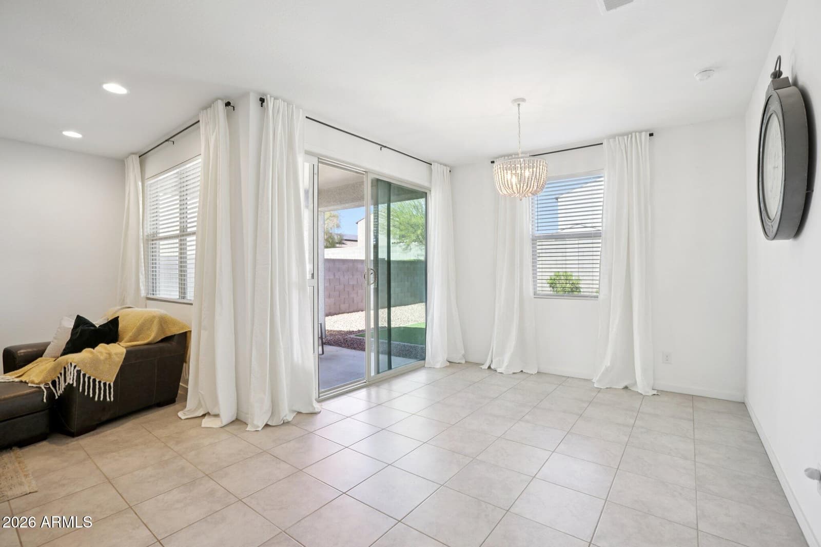 17864 W FETLOCK Trail, Surprise, AZ 85387 — photo 6 of 34