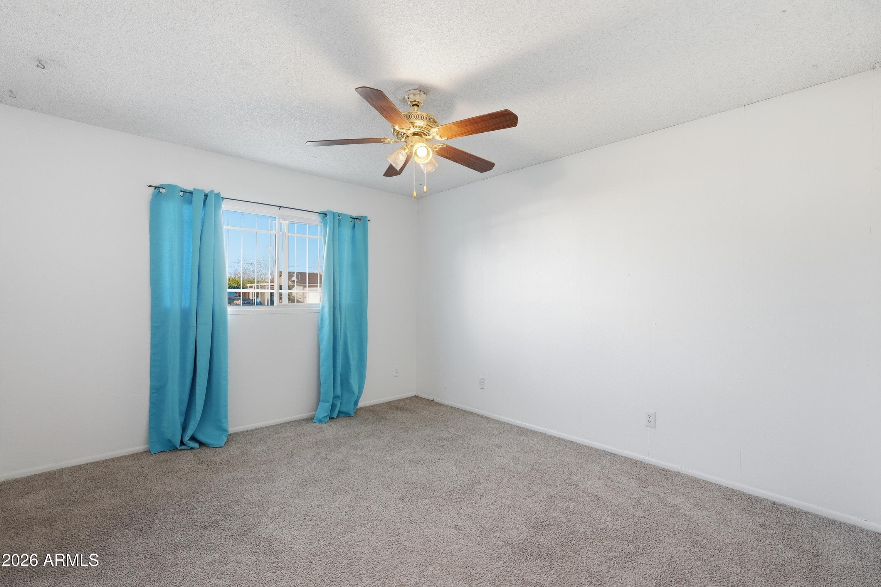 4045 W MONTEBELLO Avenue, Phoenix, AZ 85019 — photo 40 of 46