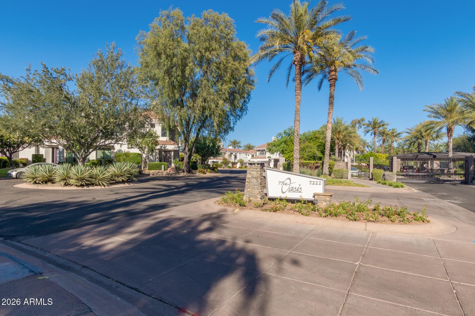 7272 E GAINEY RANCH Road 42, Scottsdale, AZ 85258 — photo 34 of 38