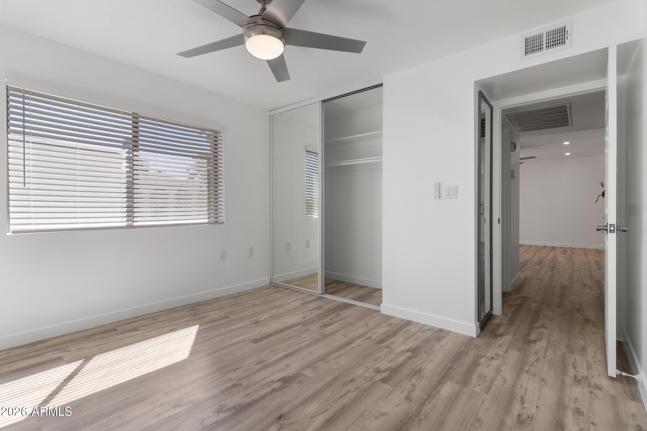 3033 E DEVONSHIRE Avenue 2033, Phoenix, AZ 85016 — photo 17 of 65