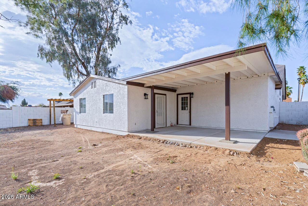 5645 W MESCAL Street, Glendale, AZ 85304 — photo 25 of 32