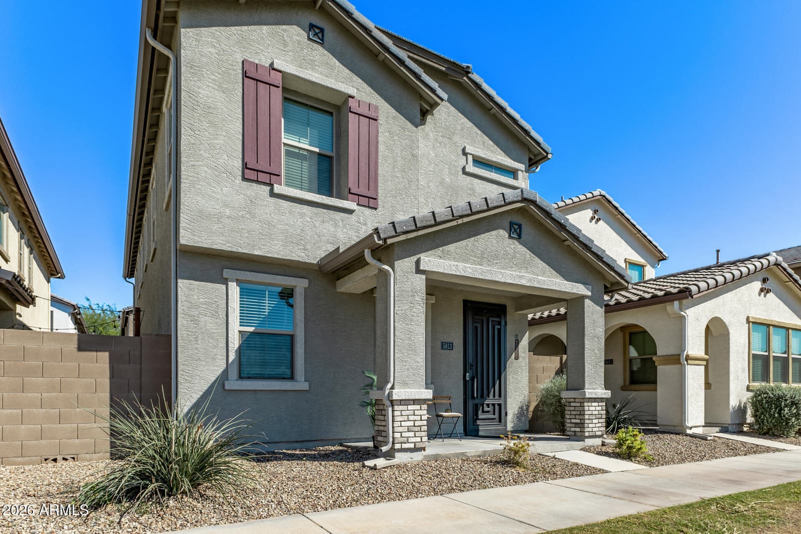 5813 W WARNER Street, Phoenix, AZ 85043 — photo 2 of 33