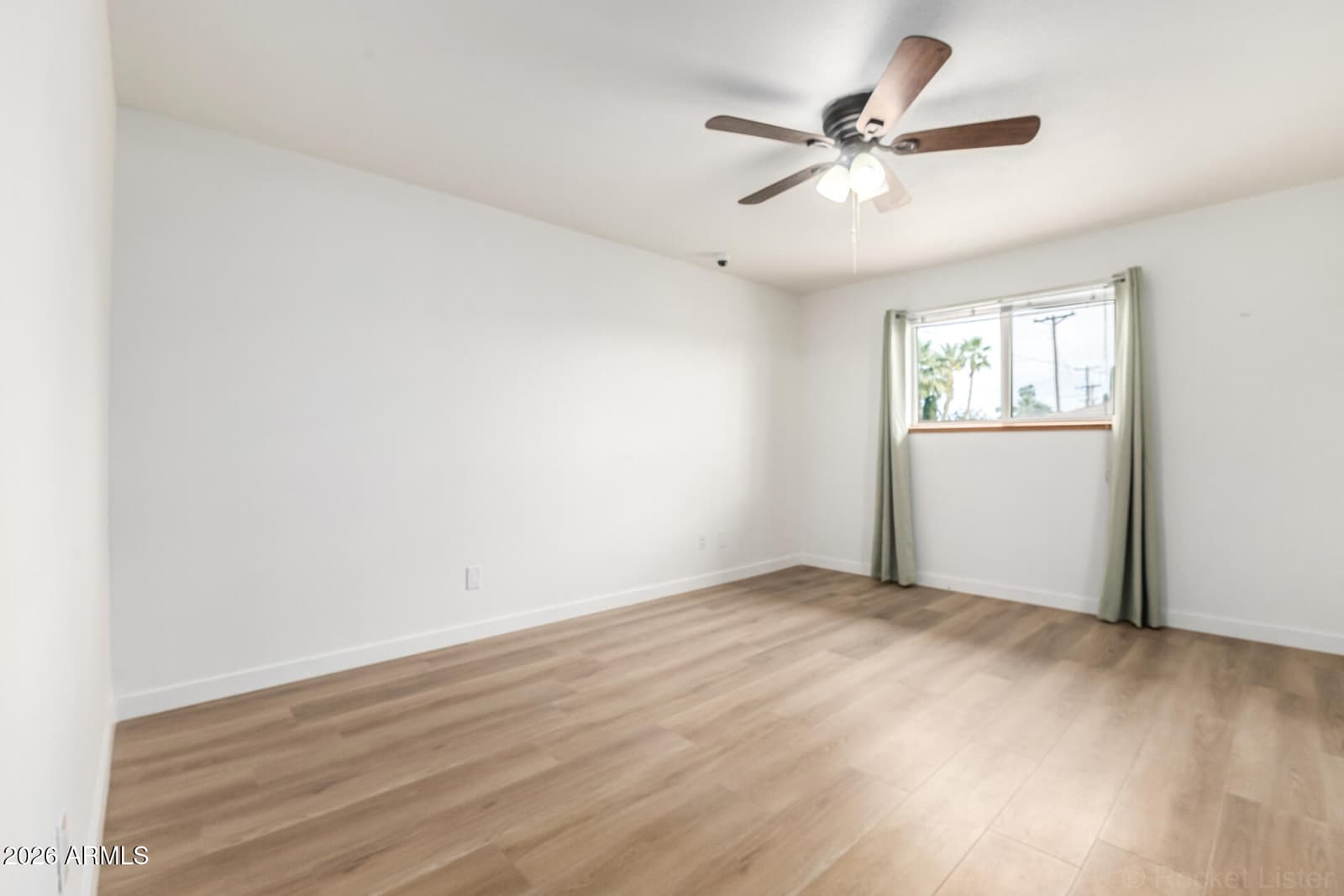 409 E HERMOSA Circle, Tempe, AZ 85282 — photo 25 of 51