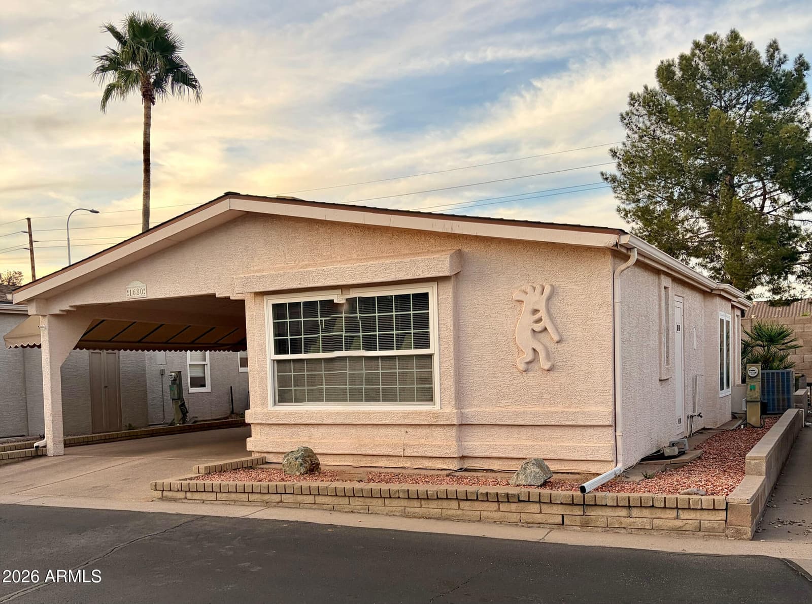 1680 E AUGUSTA Avenue, Chandler, AZ 85249