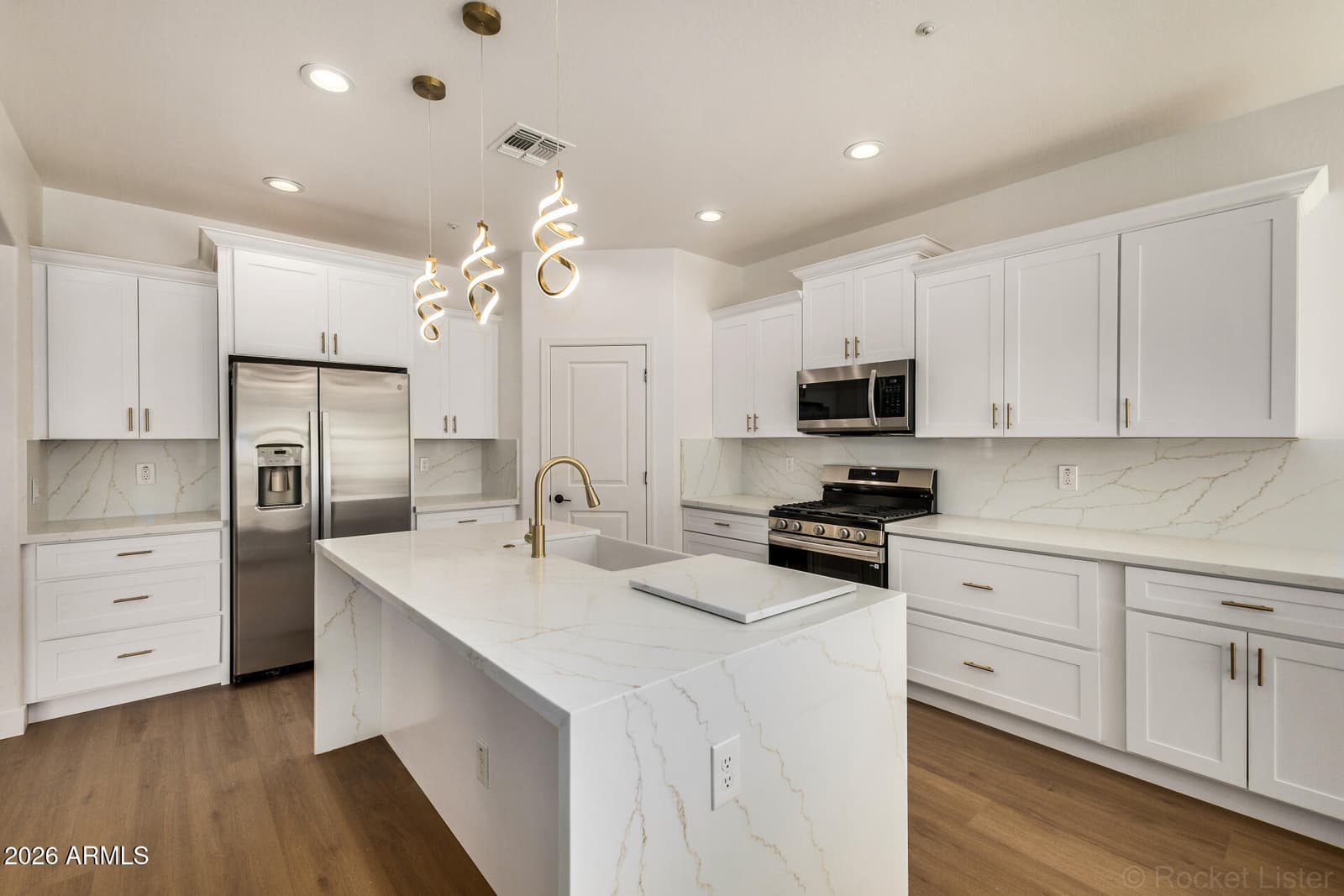 12956 N 94TH Avenue, Peoria, AZ 85381 — photo 15 of 47