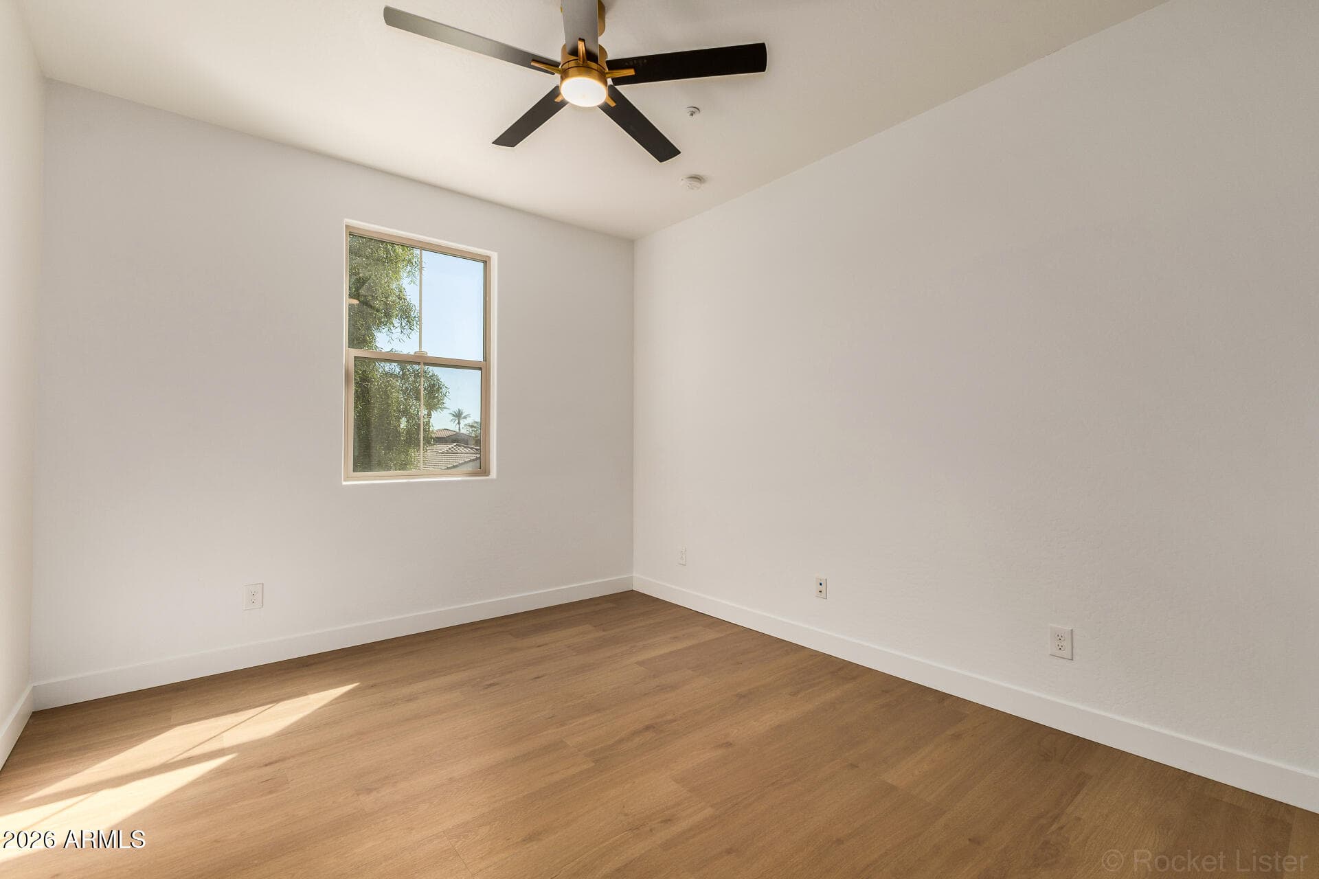 12956 N 94TH Avenue, Peoria, AZ 85381 — photo 31 of 47