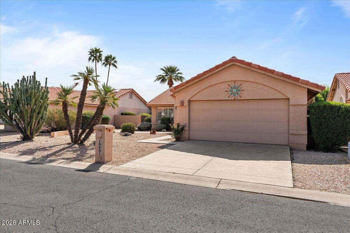 10551 E VOAX Drive, Sun Lakes, AZ 85248 — photo 9 of 63
