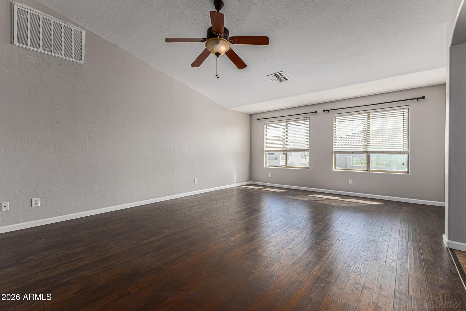 3519 E TONTO Drive, Gilbert, AZ 85298 — photo 15 of 37