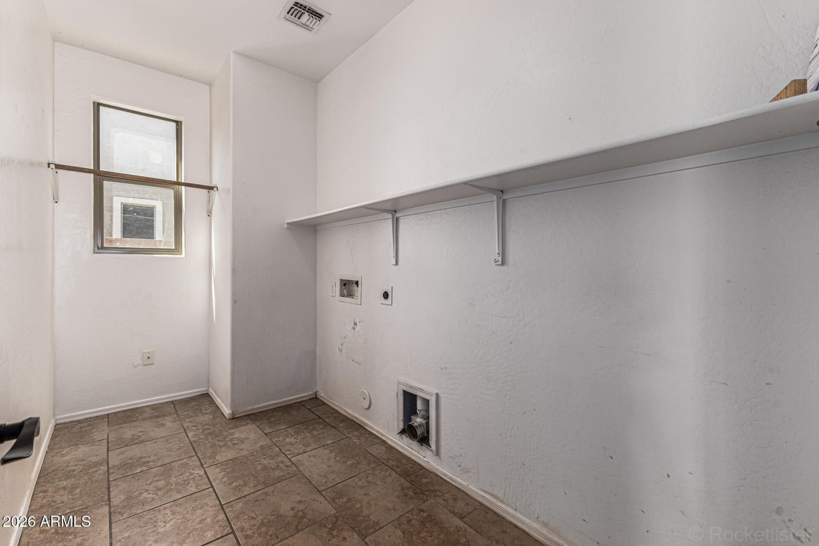 3519 E TONTO Drive, Gilbert, AZ 85298 — photo 32 of 37