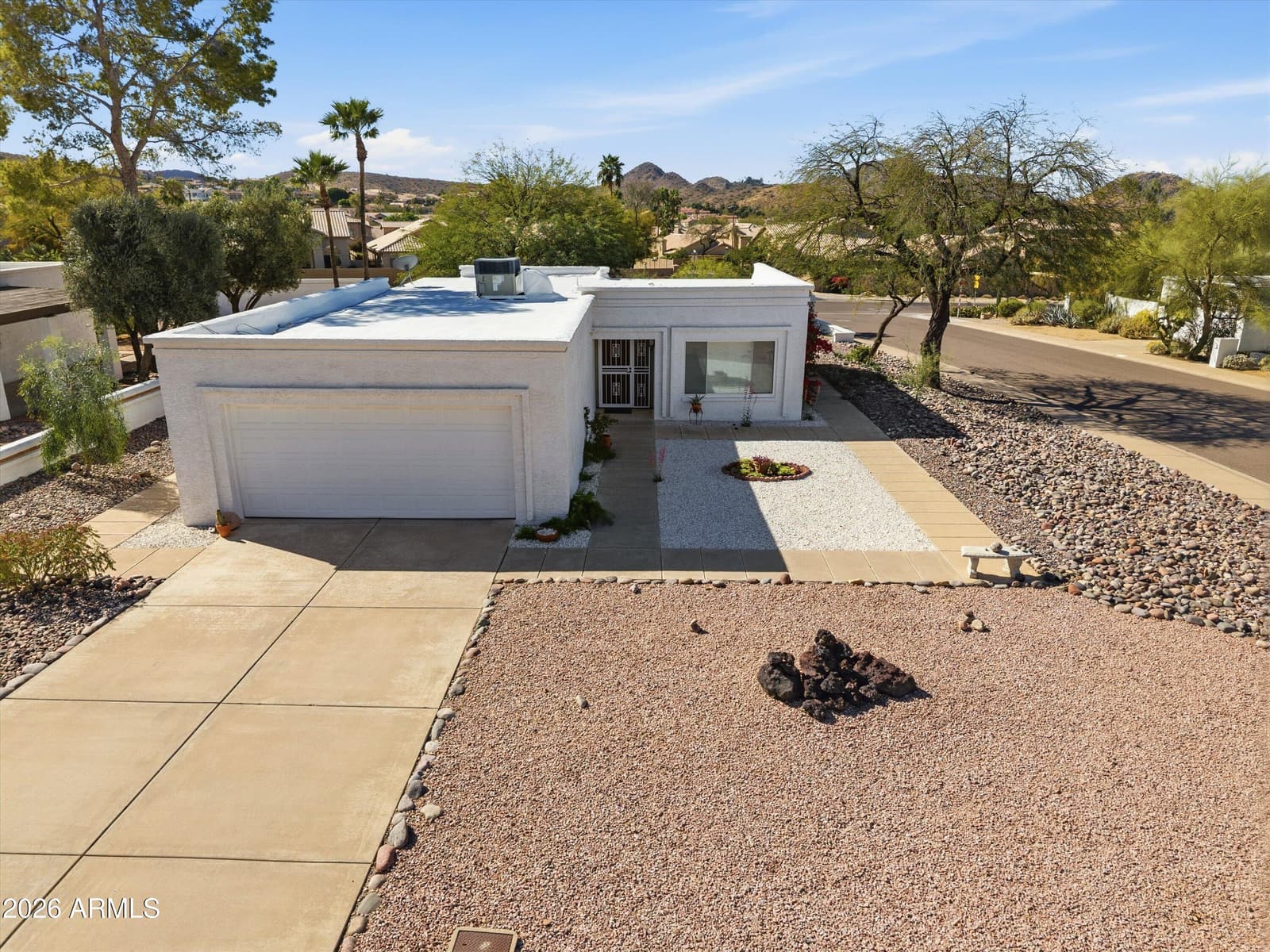 1301 E CANTERBURY Drive, Phoenix, AZ 85022 — photo 35 of 42