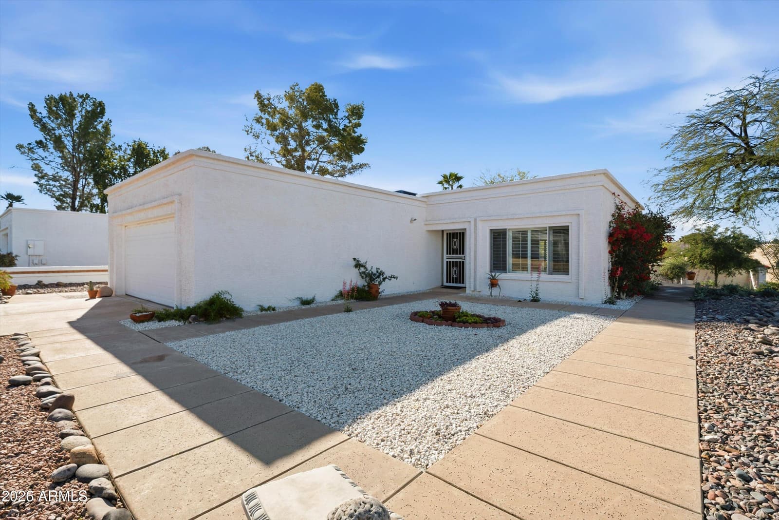 1301 E CANTERBURY Drive, Phoenix, AZ 85022 — photo 40 of 42