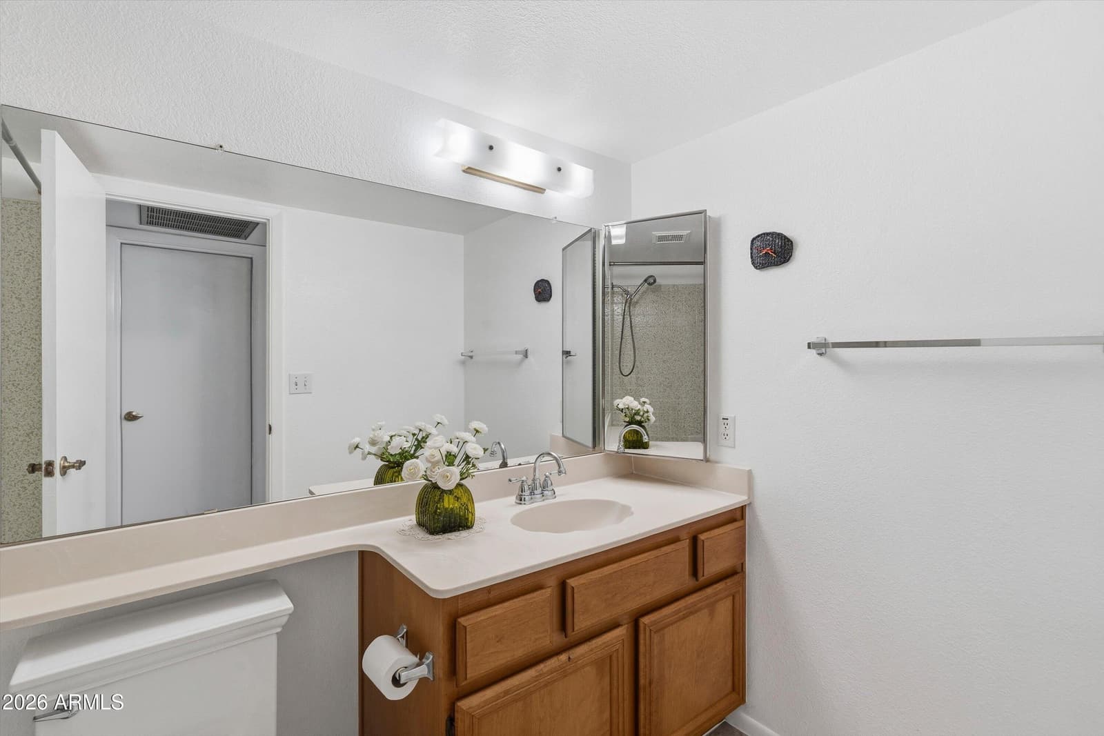 1301 E CANTERBURY Drive, Phoenix, AZ 85022 — photo 24 of 42