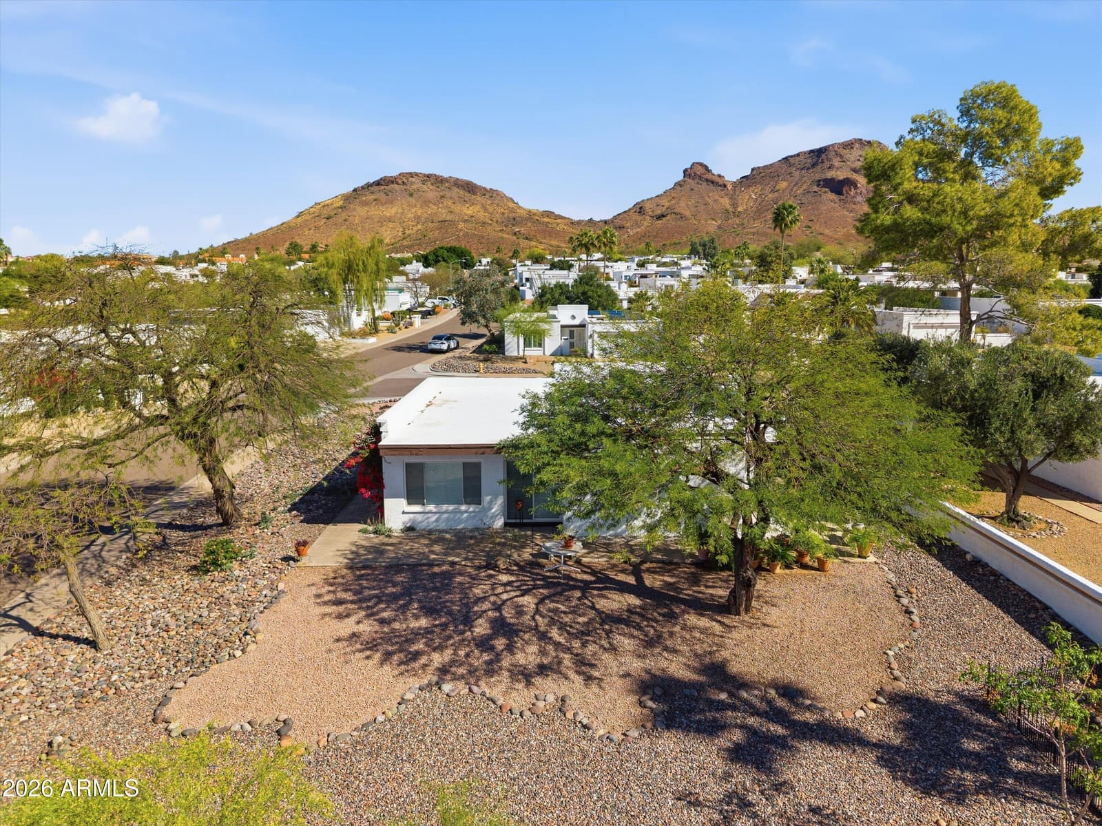 1301 E CANTERBURY Drive, Phoenix, AZ 85022 — photo 33 of 42