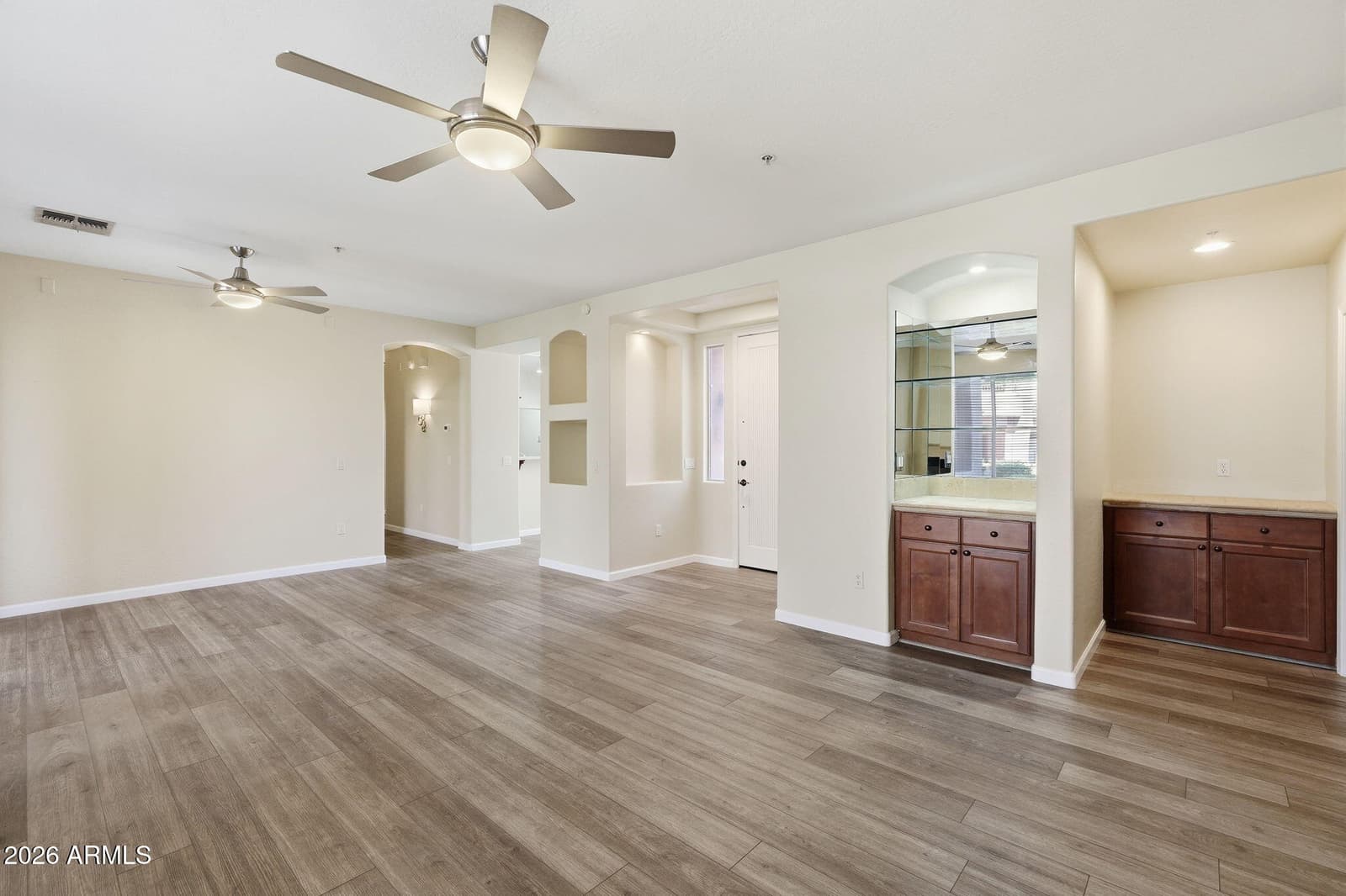 19475 N GRAYHAWK Drive 1099, Scottsdale, AZ 85255 — photo 8 of 48