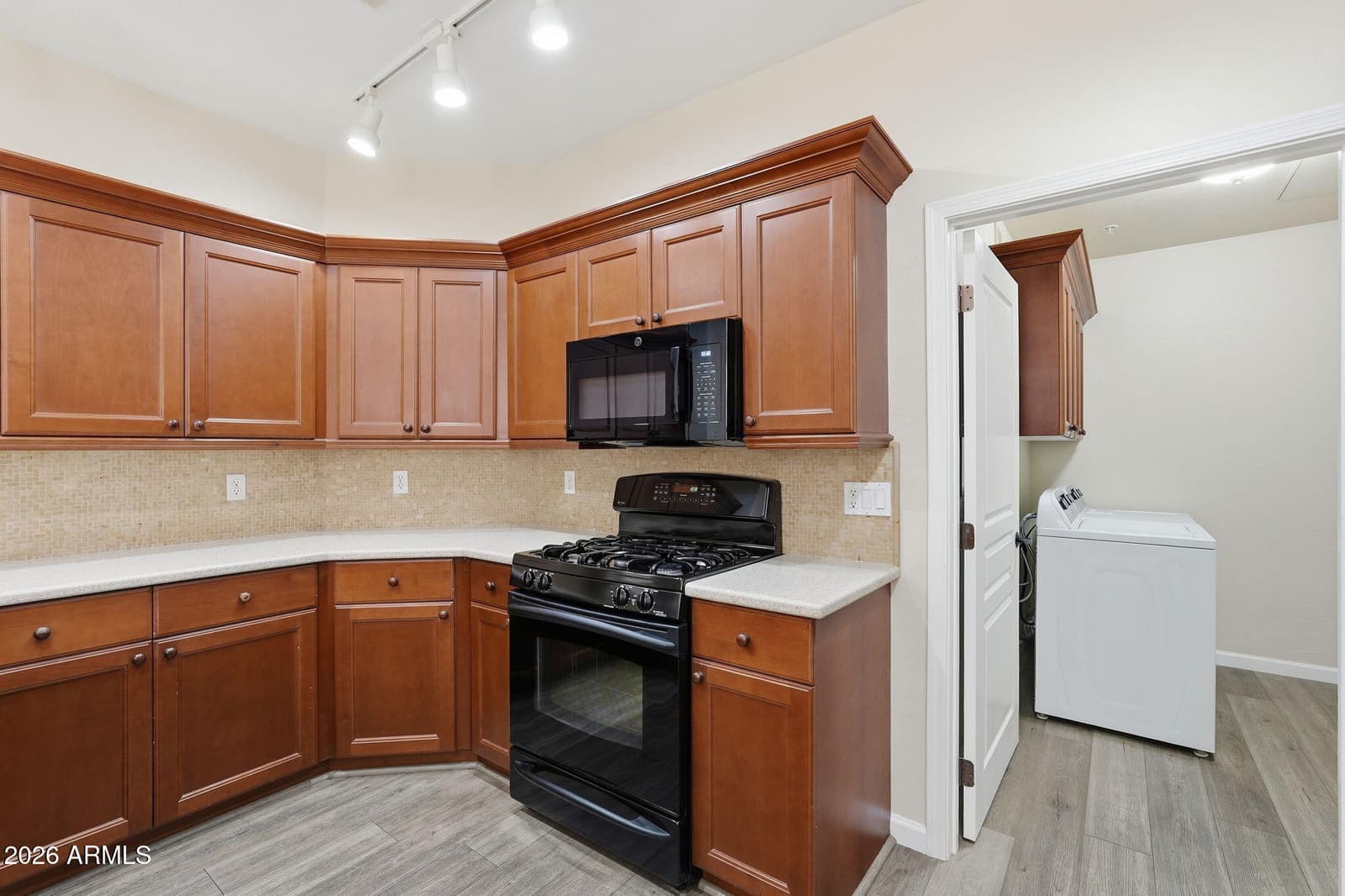 19475 N GRAYHAWK Drive 1099, Scottsdale, AZ 85255 — photo 10 of 48