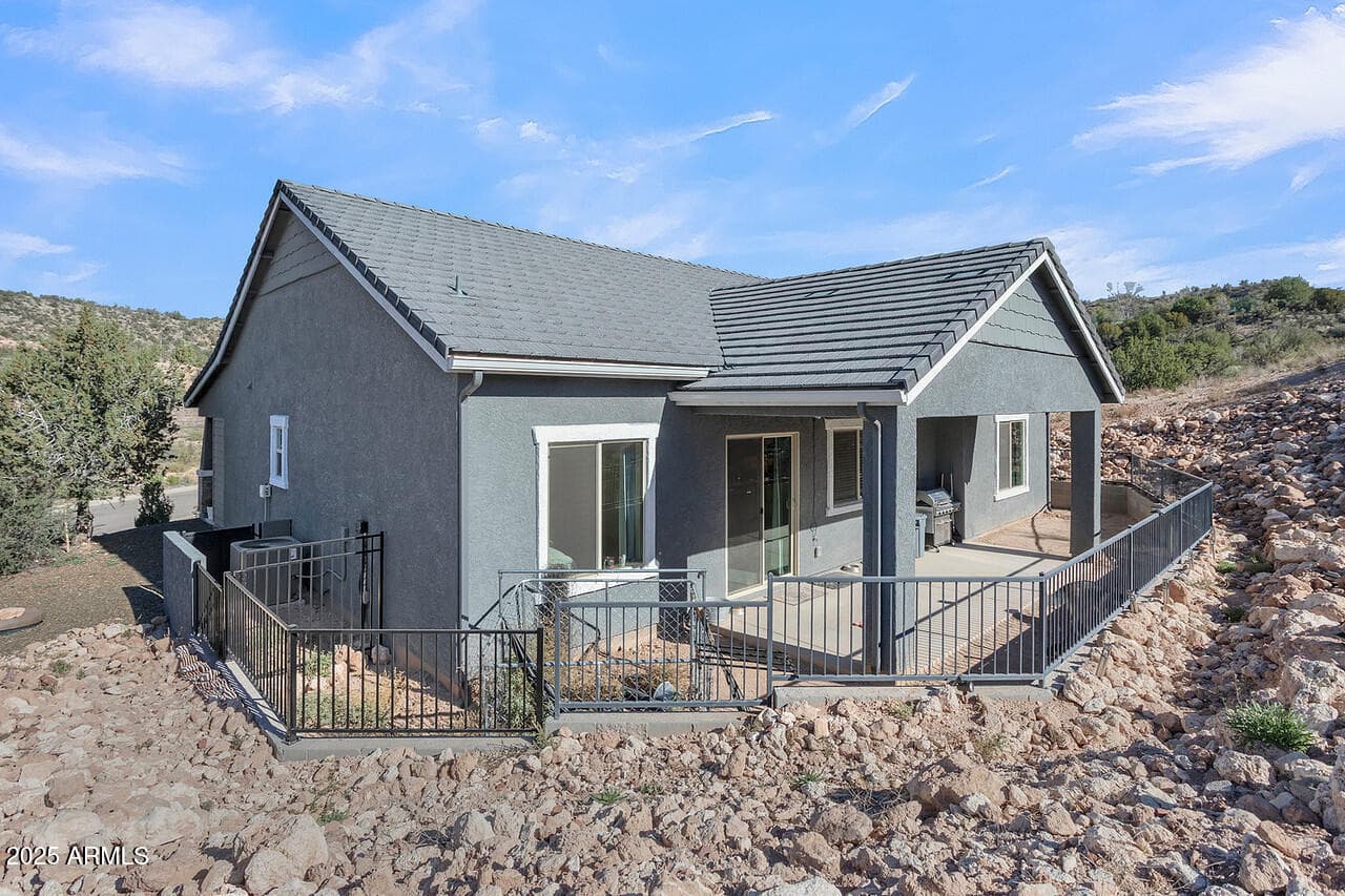 6095 N STRATFORD Court, Rimrock, AZ 86335 — photo 16 of 90