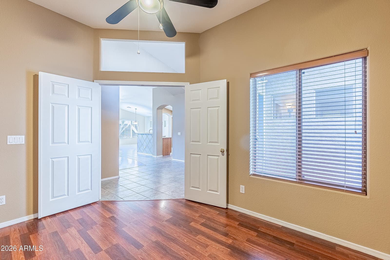 1049 W VAUGHN Avenue, Gilbert, AZ 85233 — photo 10 of 40