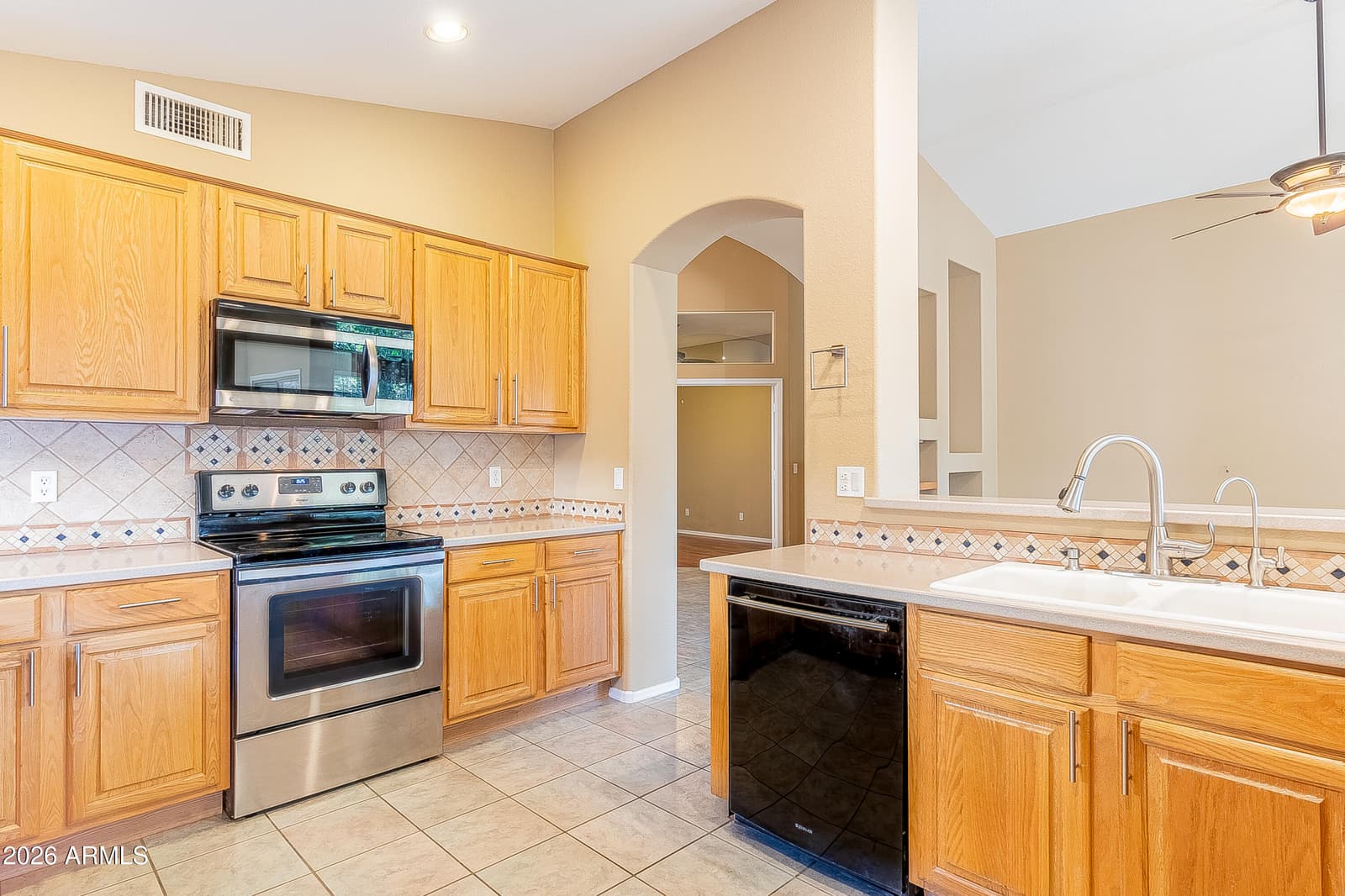 1049 W VAUGHN Avenue, Gilbert, AZ 85233 — photo 19 of 40