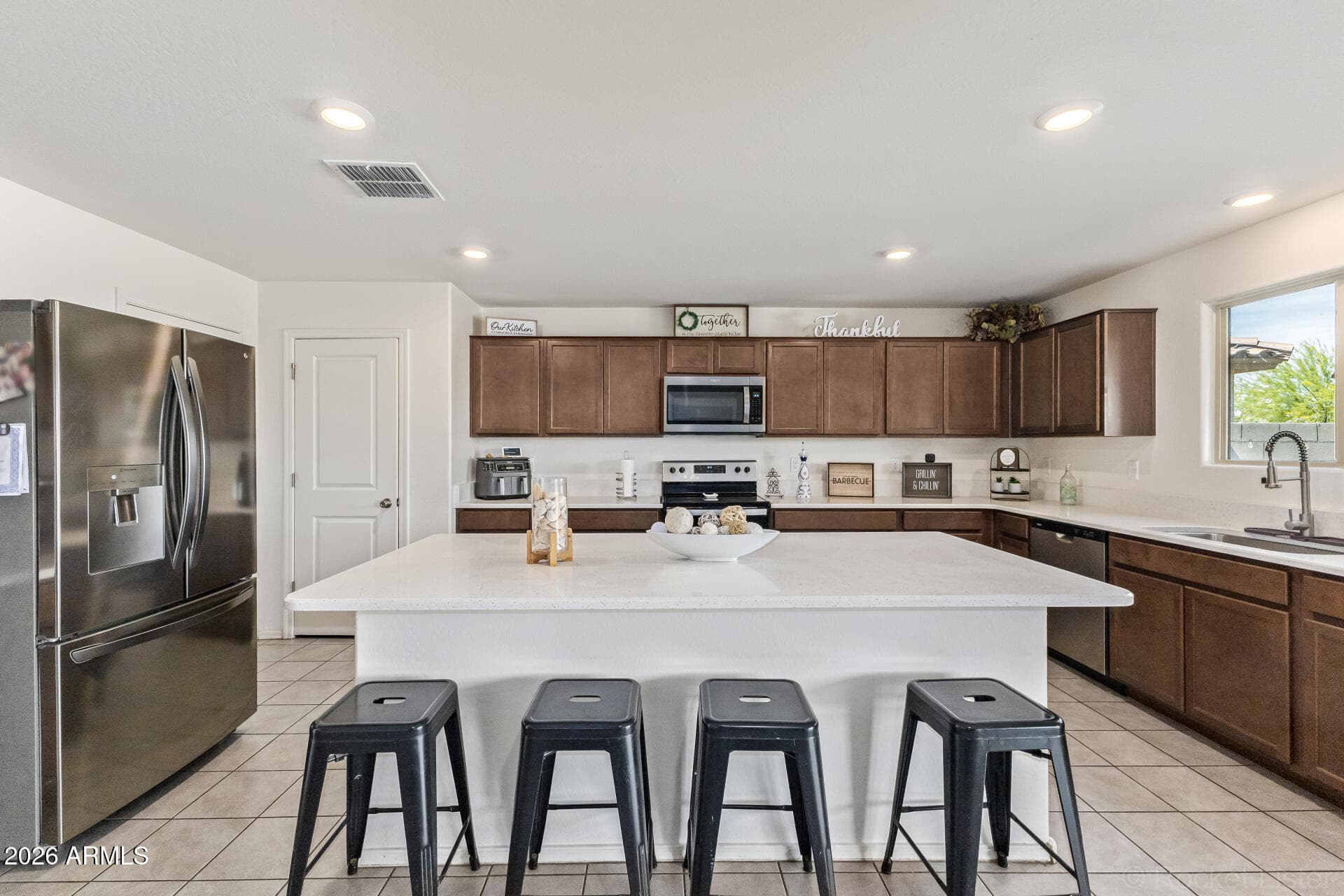 18154 W NAVAJO Street, Goodyear, AZ 85338 — photo 10 of 42