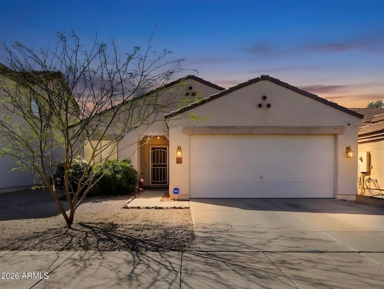 3315 W Sunland Avenue, Phoenix, AZ 85041 — photo 2 of 21