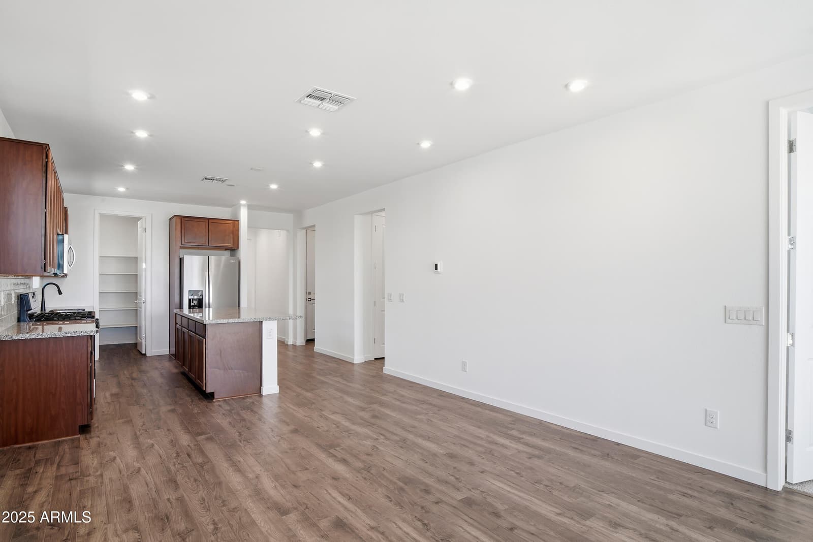 24145 W Carver Drive, Buckeye, AZ 85326 — photo 5 of 27