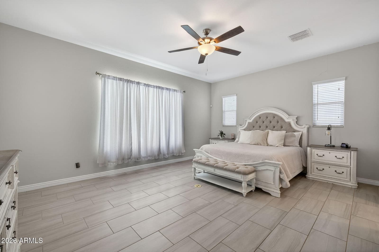 10611 E TUMBLEWEED Avenue, Mesa, AZ 85212 — photo 4 of 98
