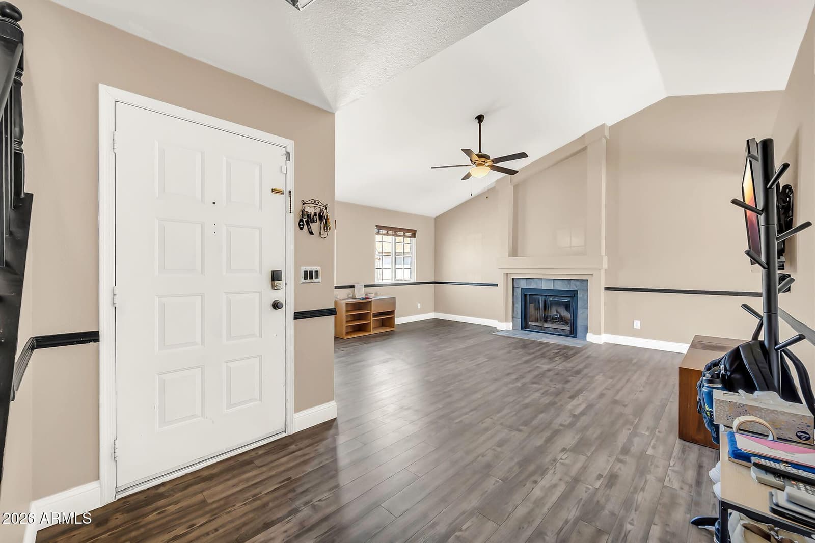 3609 W WHITTEN Street, Chandler, AZ 85226 — photo 4 of 60
