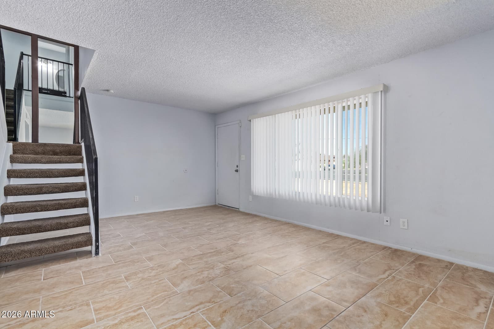 6320 N 47TH Avenue, Glendale, AZ 85301 — photo 2 of 24