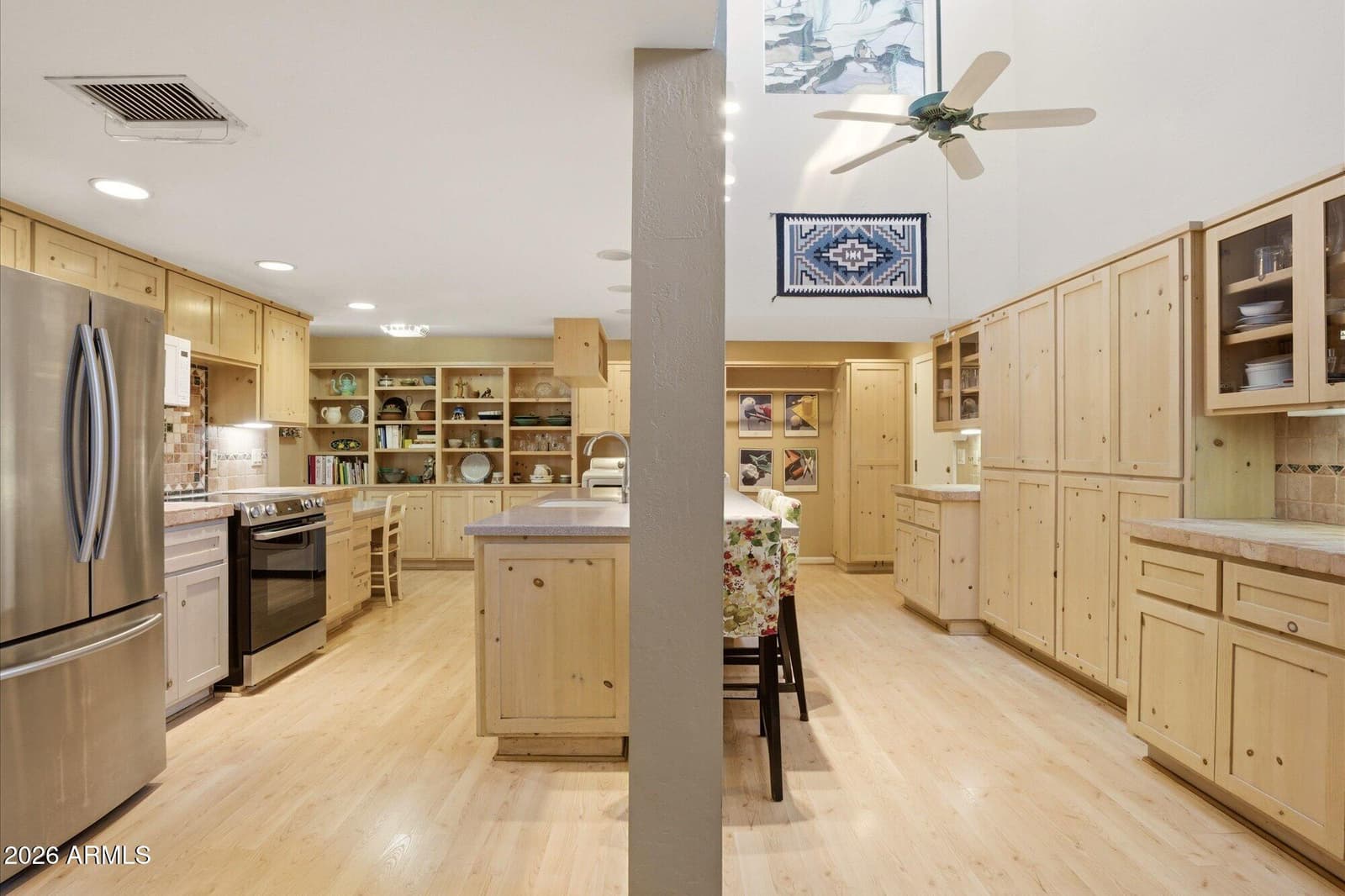 7352 N 7TH Place, Phoenix, AZ 85020 — photo 18 of 47