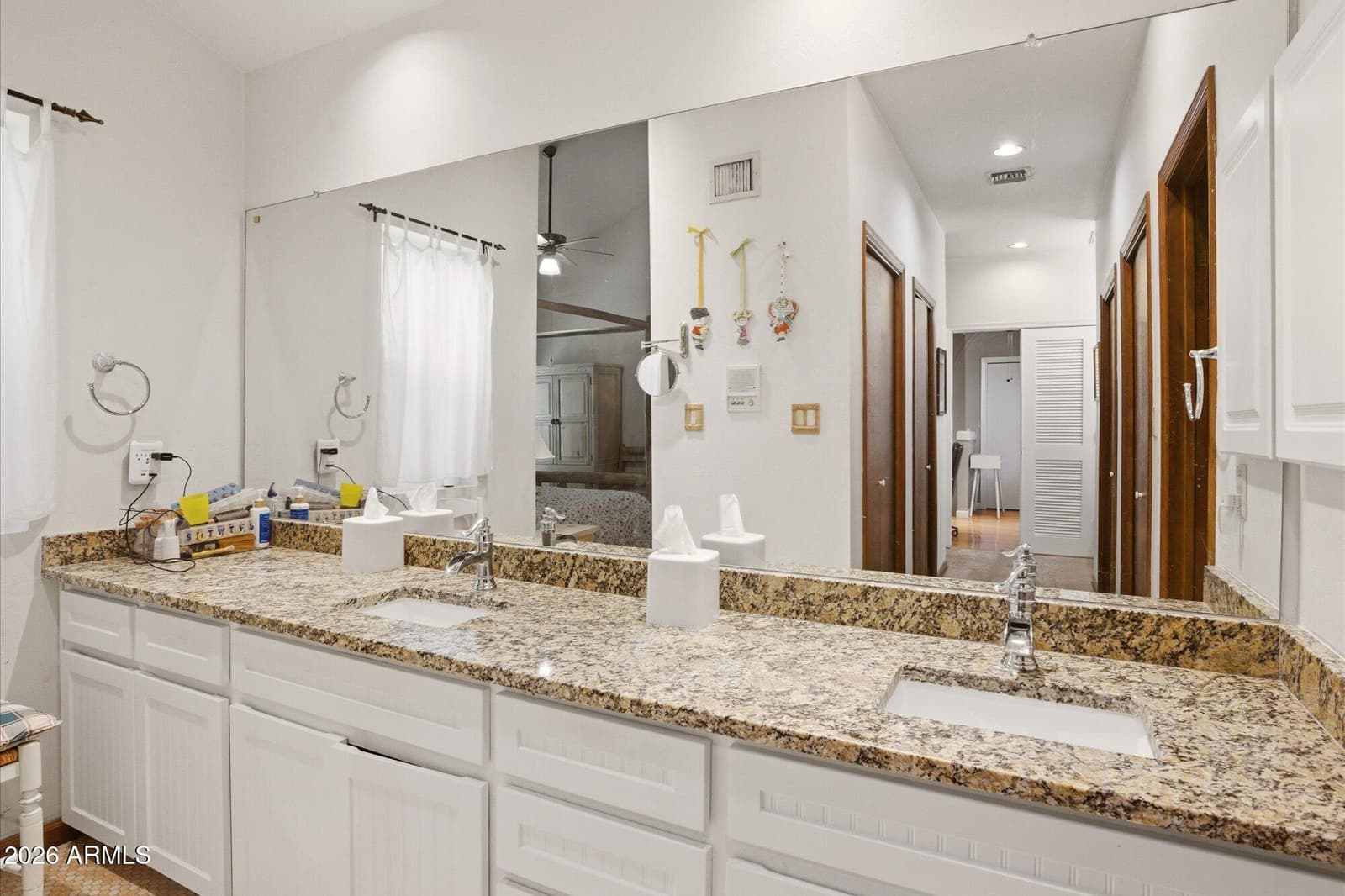7352 N 7TH Place, Phoenix, AZ 85020 — photo 28 of 47