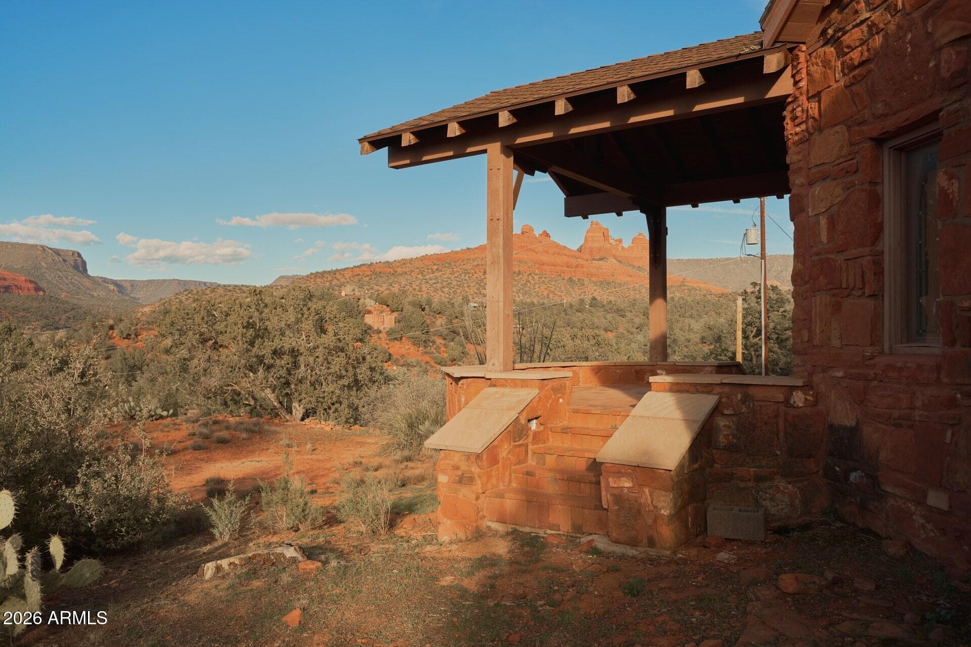 35 GASSAWAY Place, Sedona, AZ 86336 — photo 16 of 71