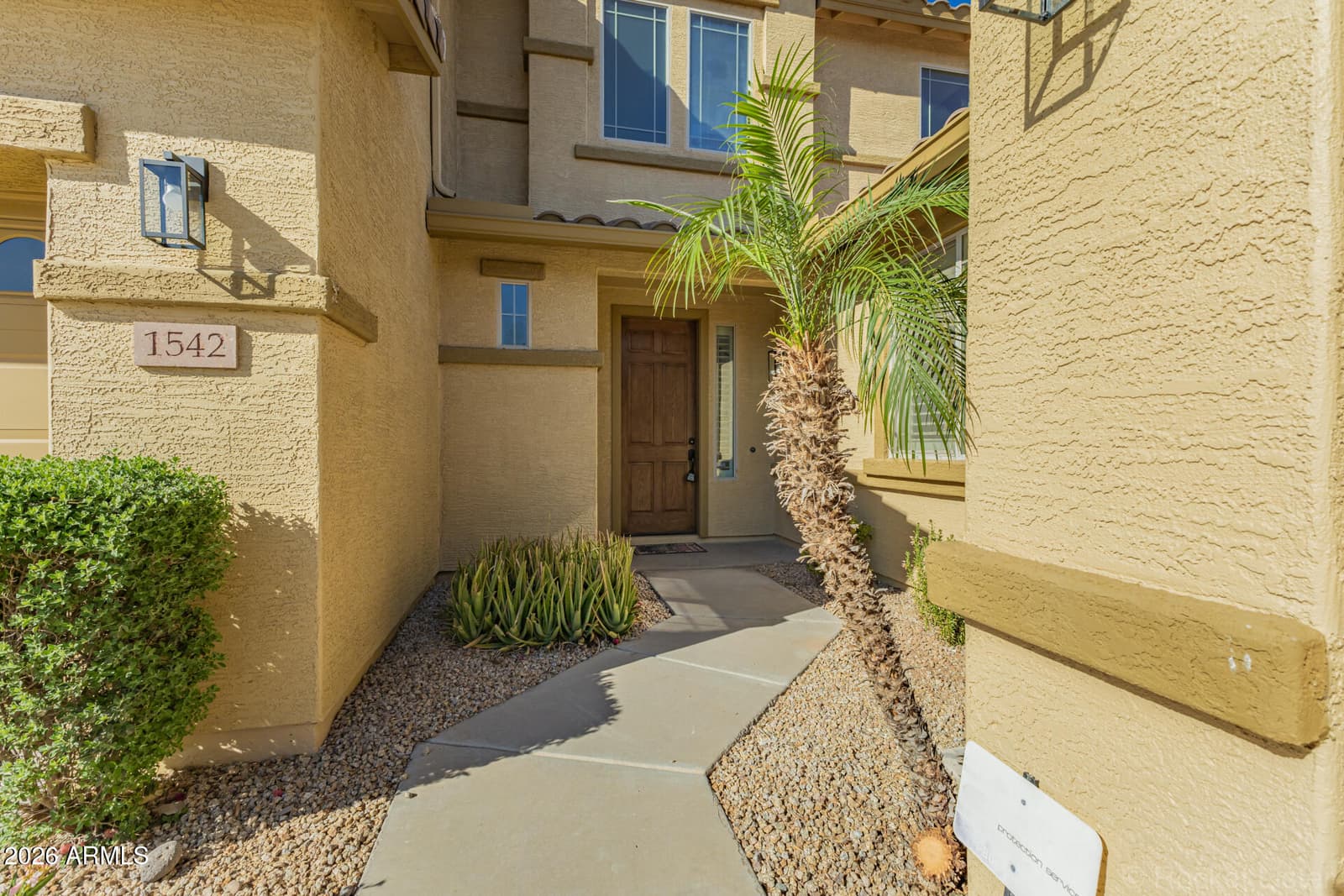 1542 W HOMESTEAD Drive, Chandler, AZ 85286 — photo 4 of 42