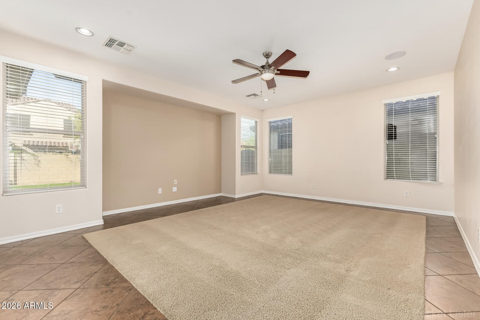 1542 W HOMESTEAD Drive, Chandler, AZ 85286 — photo 8 of 42