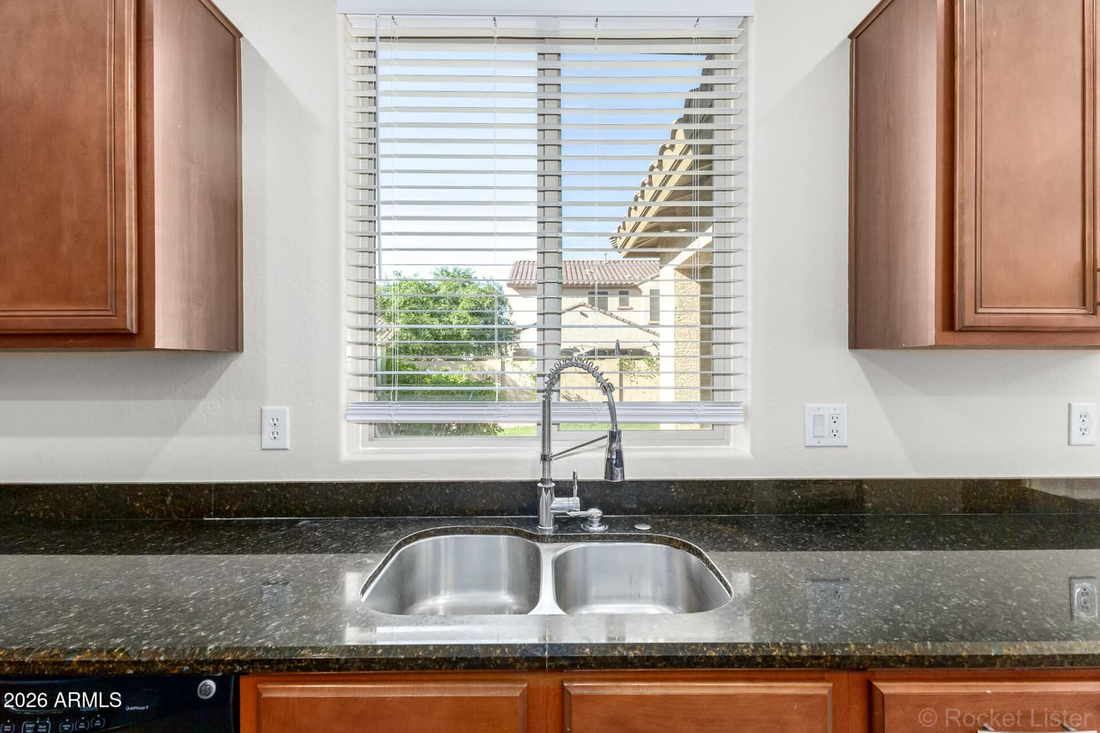 1542 W HOMESTEAD Drive, Chandler, AZ 85286 — photo 13 of 42