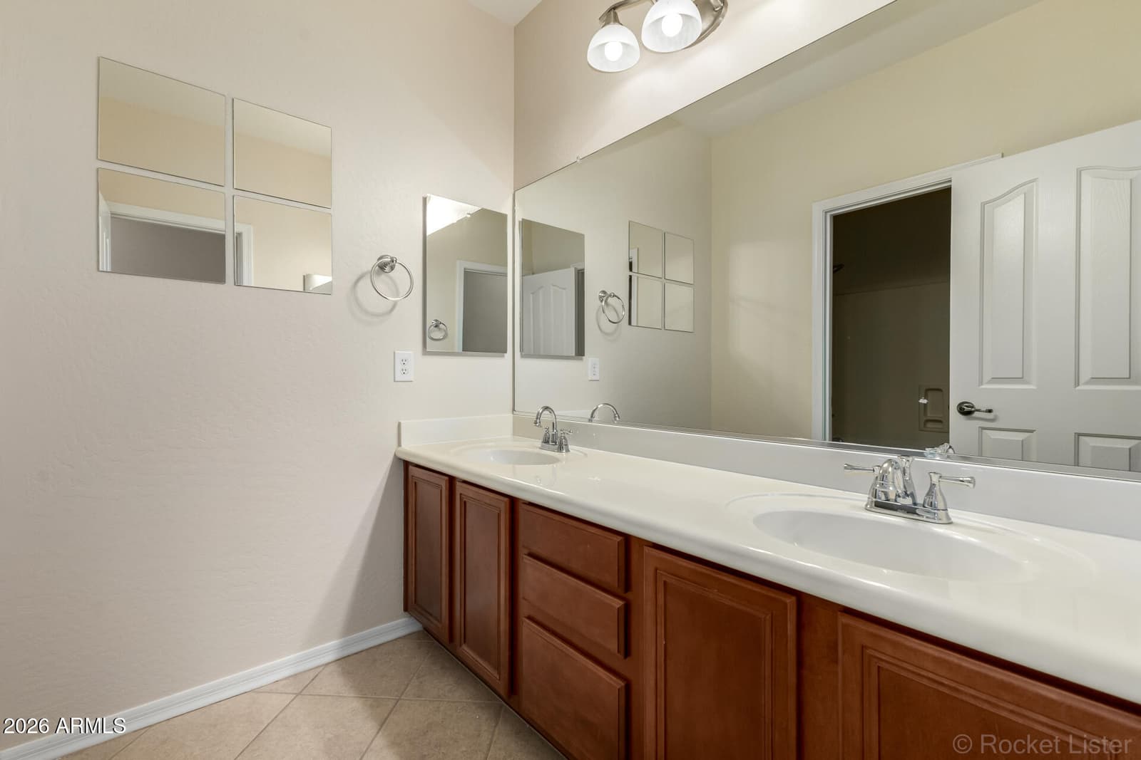 1542 W HOMESTEAD Drive, Chandler, AZ 85286 — photo 28 of 42