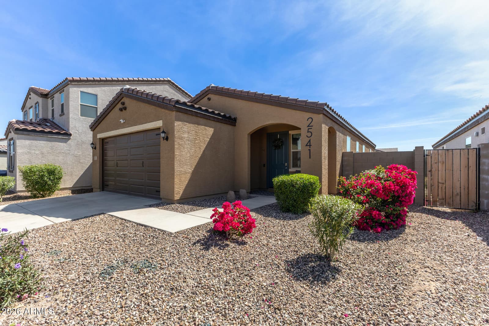 2541 W BOWKER Street, Phoenix, AZ 85041 — photo 6 of 34