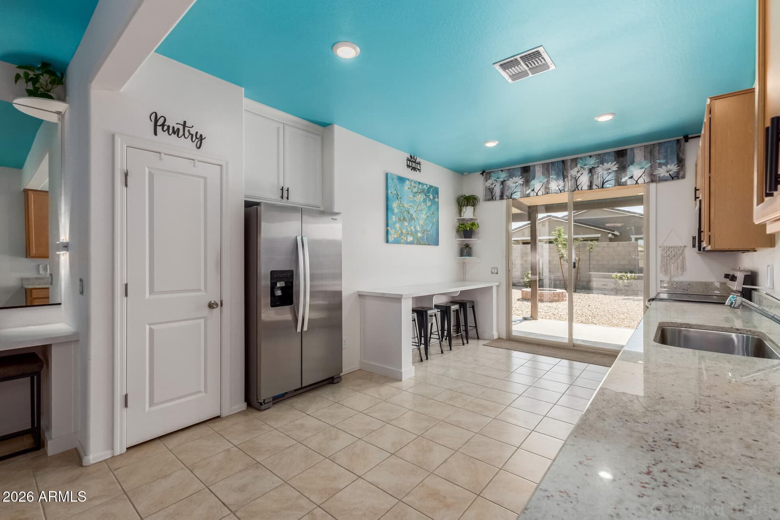 2541 W BOWKER Street, Phoenix, AZ 85041 — photo 11 of 34